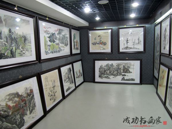 “慈航—2013曬佛節(jié)中國美術(shù)家50人甘南行”拉開蛇年展覽
