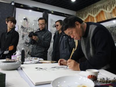 中美協(xié)理事翁振新參加成功美術(shù)館筆會(huì)活動(dòng)