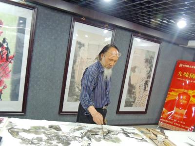 姜耀南參加“大美甘肅&#8226;中國(guó)當(dāng)代書畫家隴上行之敦煌