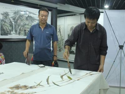 畫家孫小農《壹葦行江圖》道出無限人文風情