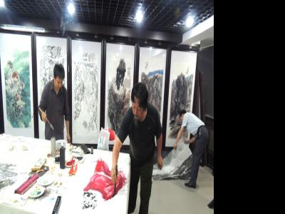 趙際灤國畫《鐘馗出游圖》盡顯筆墨特色