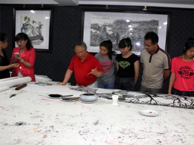 溫婉筆墨繪江南柔情——“曹舒天畫家日”活動于成功美術
