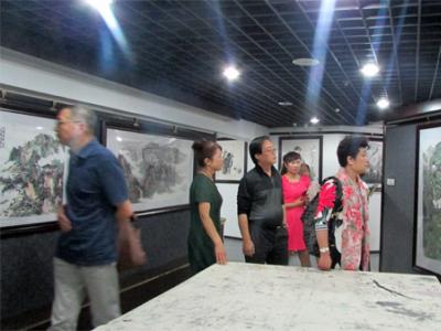 中美協(xié)會(huì)員王中一做客成功美術(shù)館