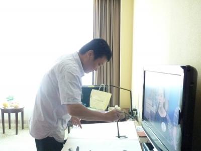 “通渭書畫藝術節”成功書畫家網記者采訪書畫家魏廣君