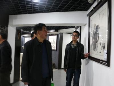 李維世教授做客成功美術館