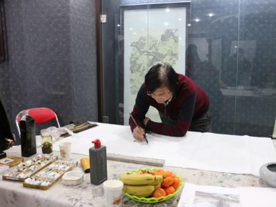 清逸高古  筆意生趣——蘇童作品《對(duì)弈圖》賞析
