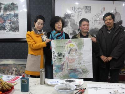 毛水仙教授“曬佛節”采風筆會創作《版納風情》
