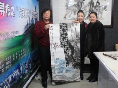 以符號構筑獨特審美意義：胡海藝筆會作品賞析