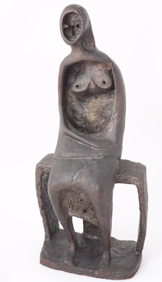 鐘泗濱，《女子》，釉料陶器，42.5×20×14cm，1972。圖片：致謝亞洲藝術中心