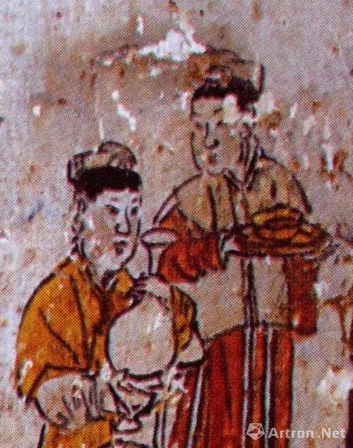▲玉壺春瓶與臺盞配合使用
