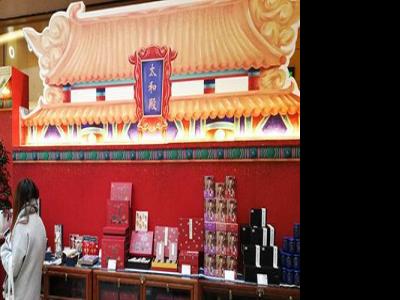 故宮快閃店兩天賣斷貨 文創產品如何吸引年輕人