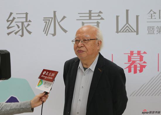 清華大學美術學院教授杜大愷接受媒體采訪