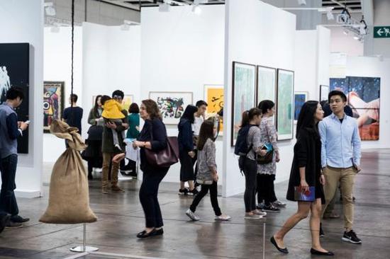 香港巴塞爾3月開幕 242家畫廊亮21家首次參展