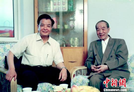 敦煌石窟科技保護開拓者：路途多荊棘不挫精氣神