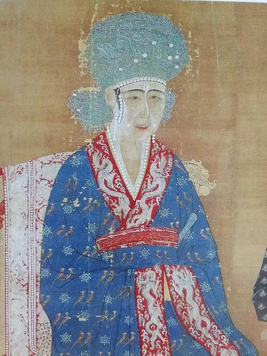 《宋仁宗后坐像軸》（局部）
