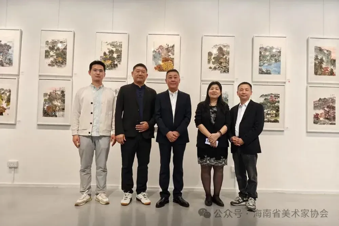 阮江華山水畫展在新加坡開幕，向世界展示中國(guó)傳統(tǒng)藝術(shù)和海南風(fēng)情