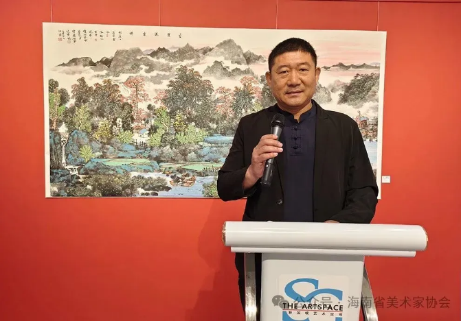 阮江華山水畫展在新加坡開幕，向世界展示中國(guó)傳統(tǒng)藝術(shù)和海南風(fēng)情