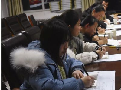 《成功在路上》第一卷（節(jié)選）：樓管不是班主任也不是政教老師